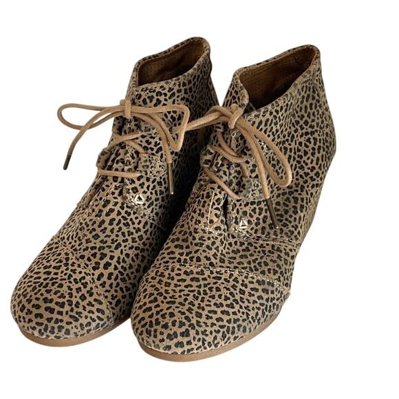 Toms Cheetah Suede Desert Lace Up Wedge Heels Ankle Booties Womens Size 8.5 - Picture 5 of 8